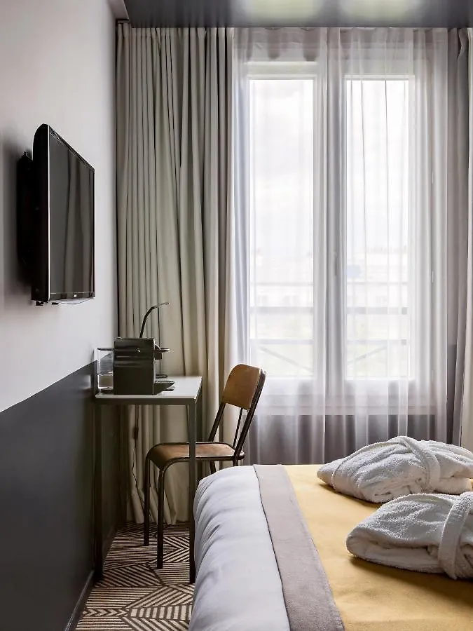 Hotel Gaston Paris France